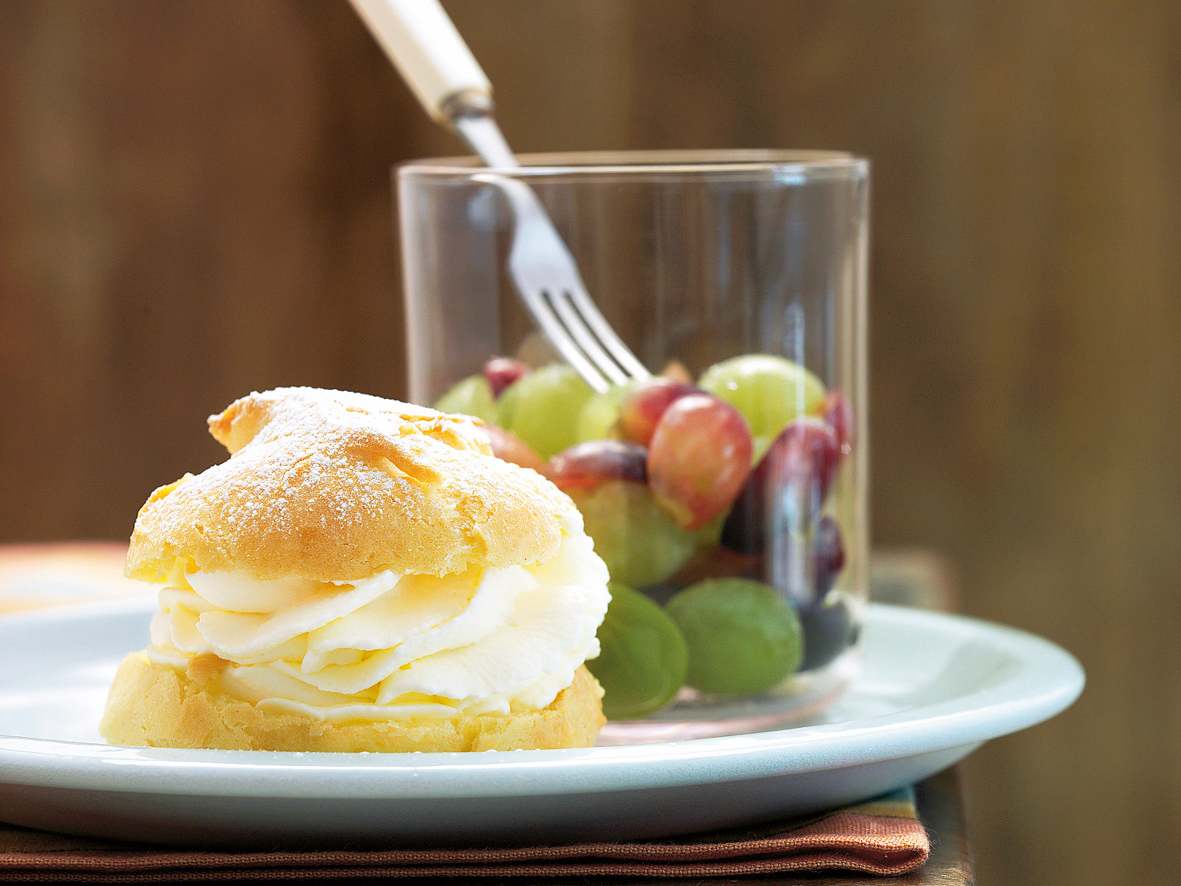 Petits choux et salade de raisins