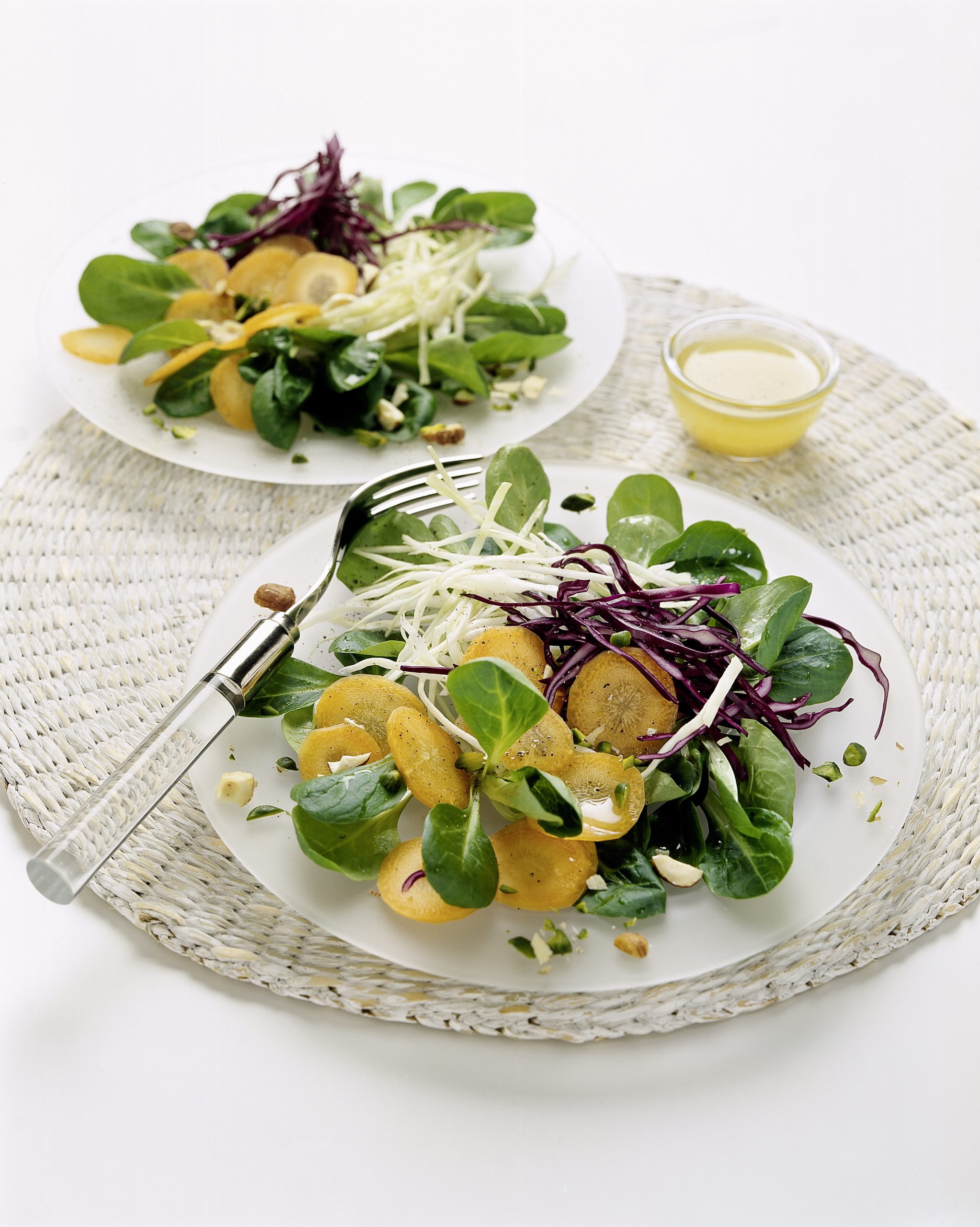 Wintersalat mit Nussdressing