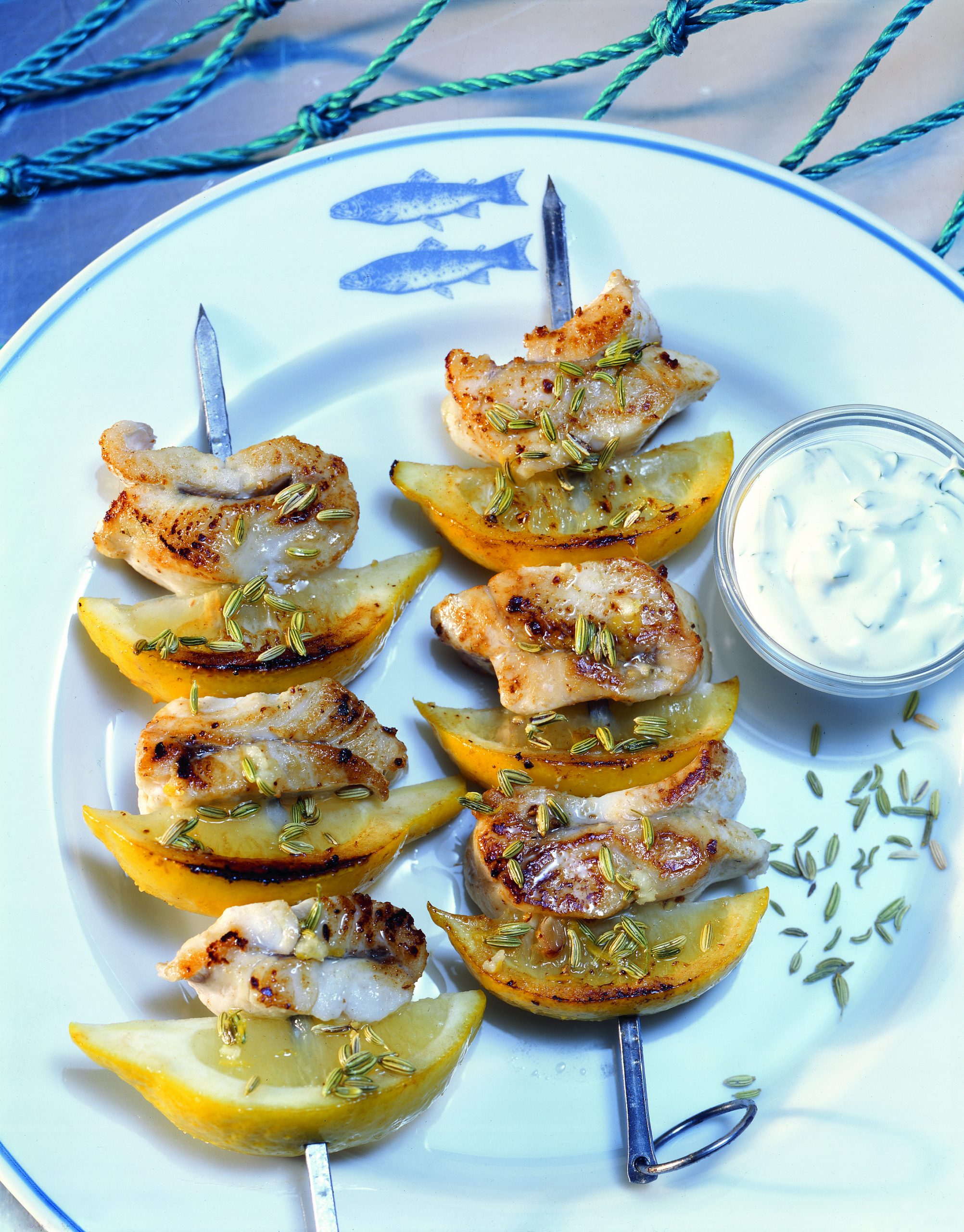 Zanderspiessli vom Grill mit Basilikumquark