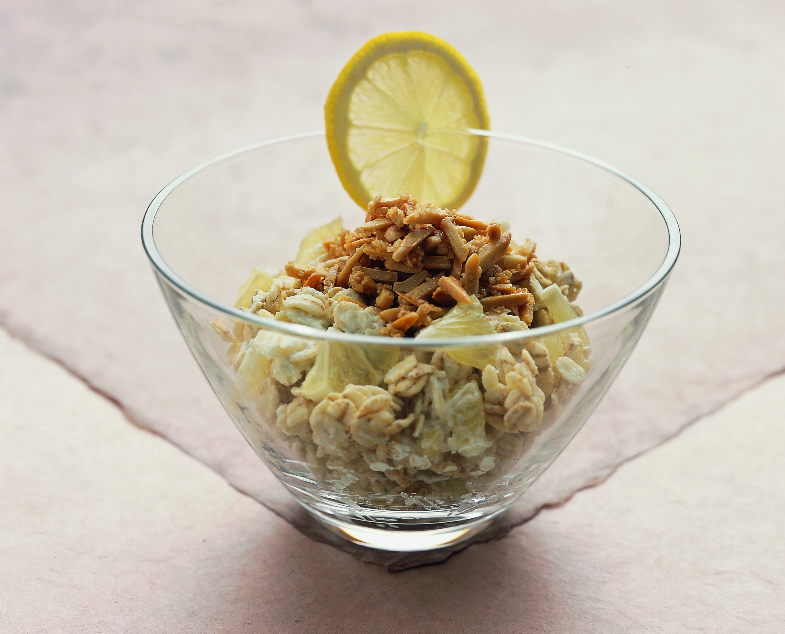 Bircher citron-amandes