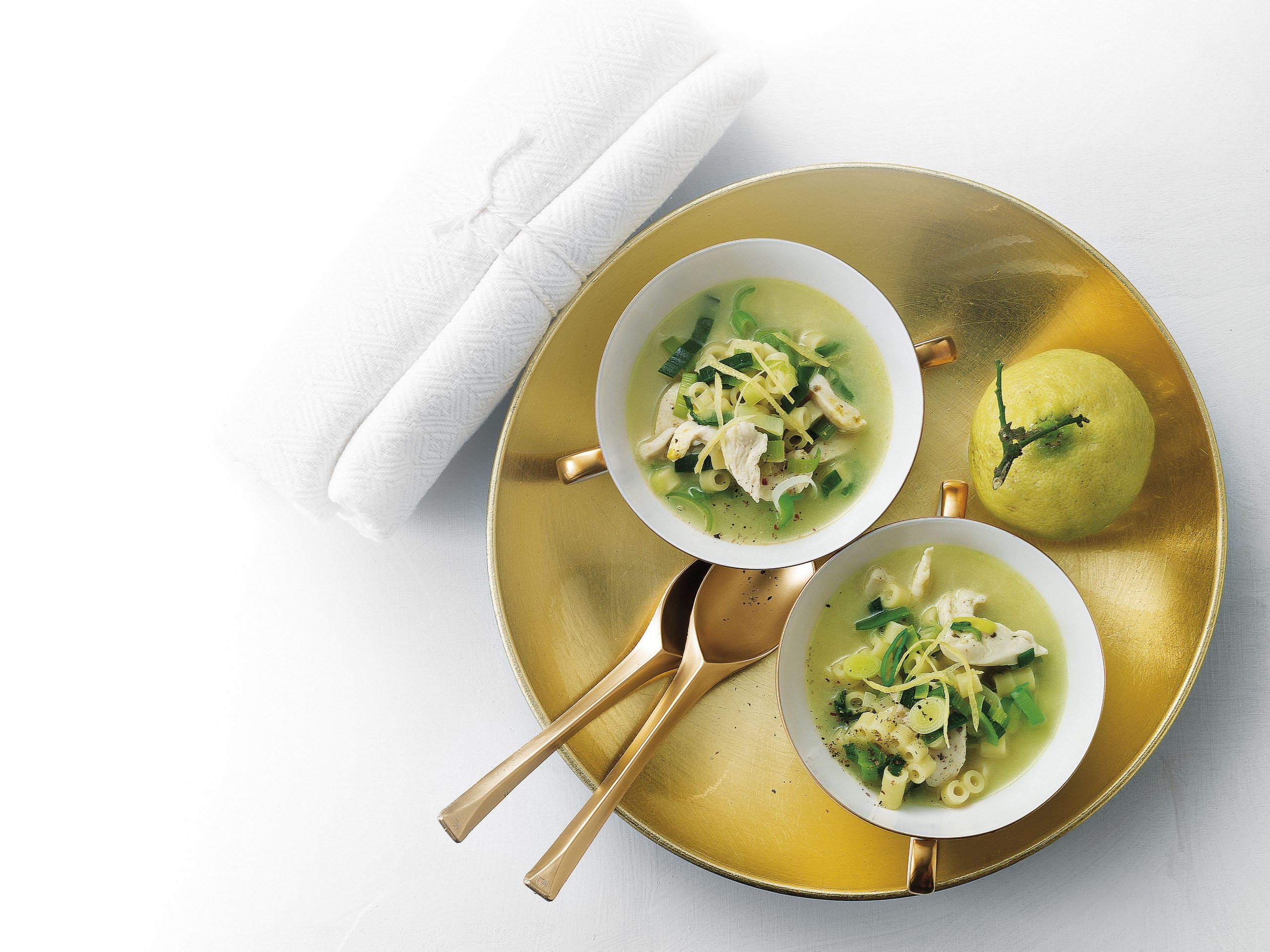 Zitronen-Poulet-Suppe