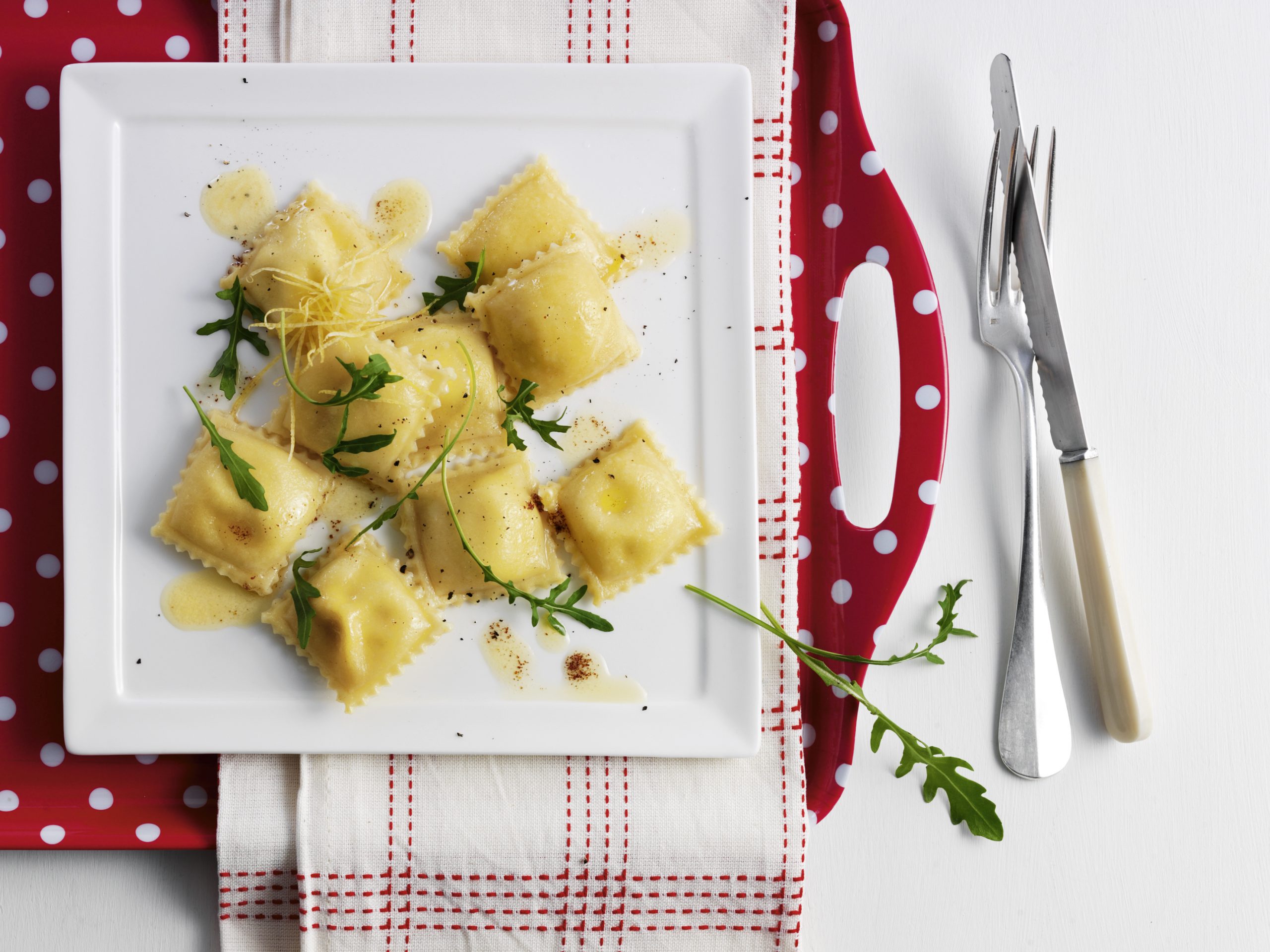 Zitronenravioli mit Rucolabutter