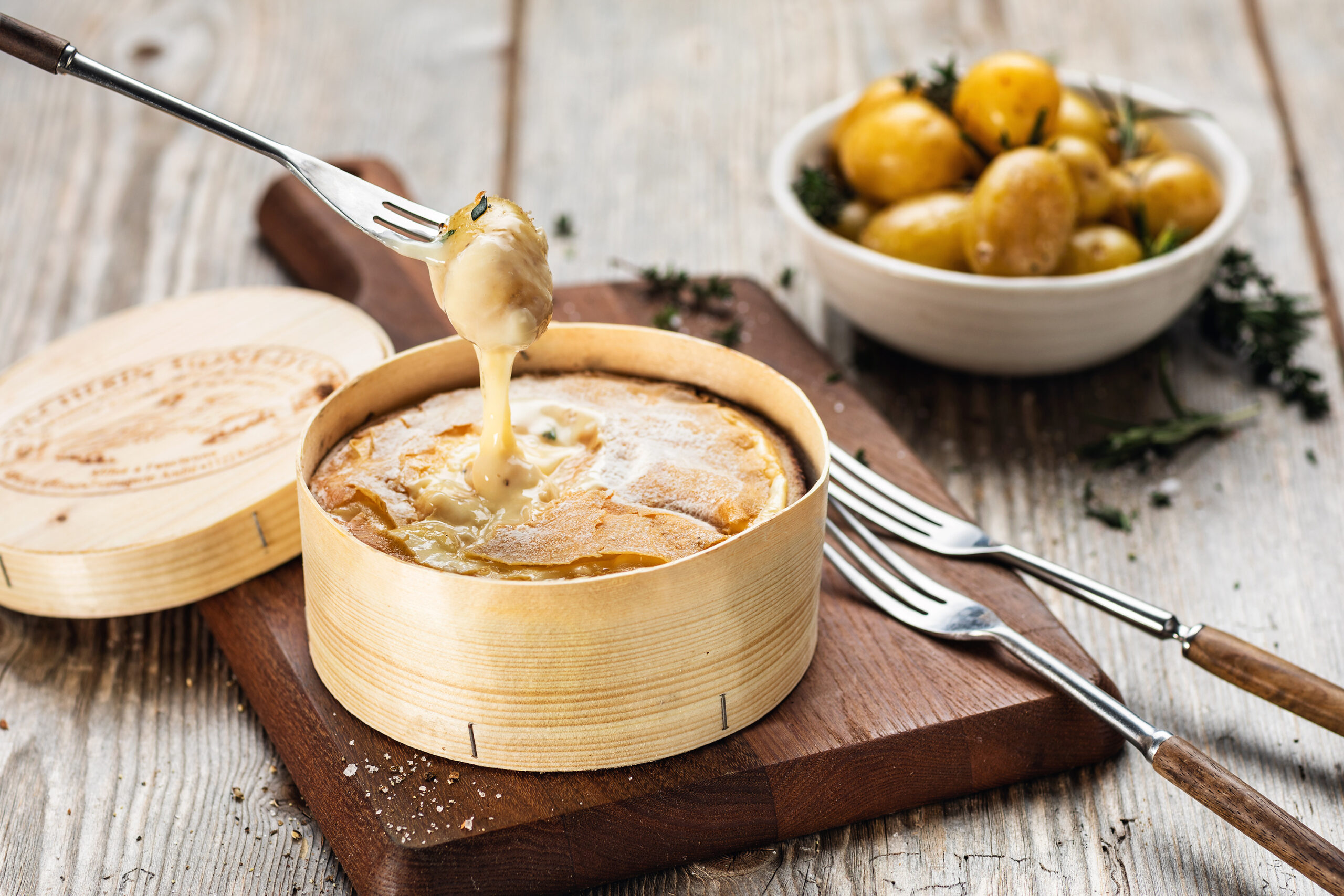 Vacherin au four et pommes de terre - Recette | Swissmilk