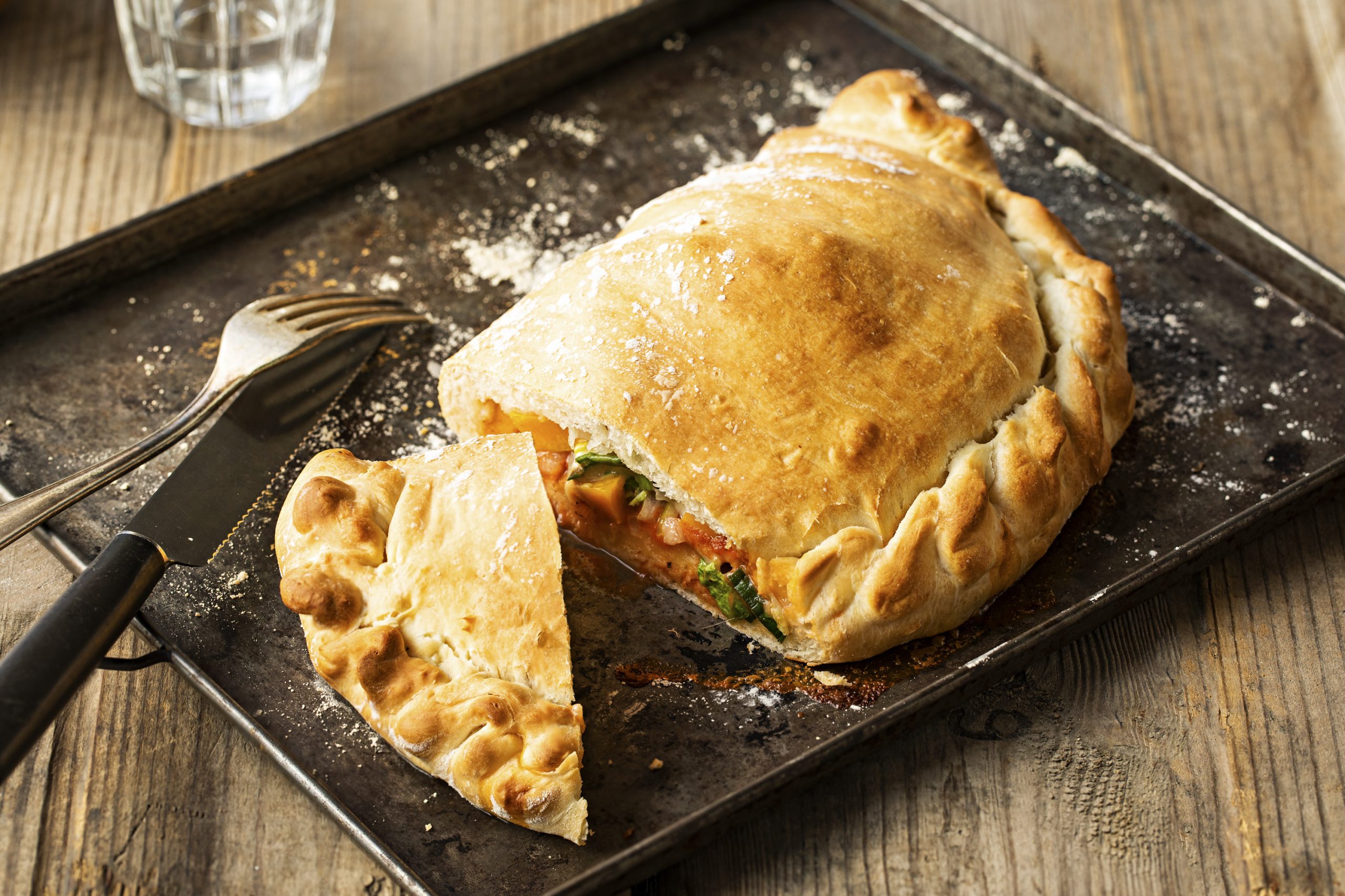 Calzone à la courge, au poireau et au chou