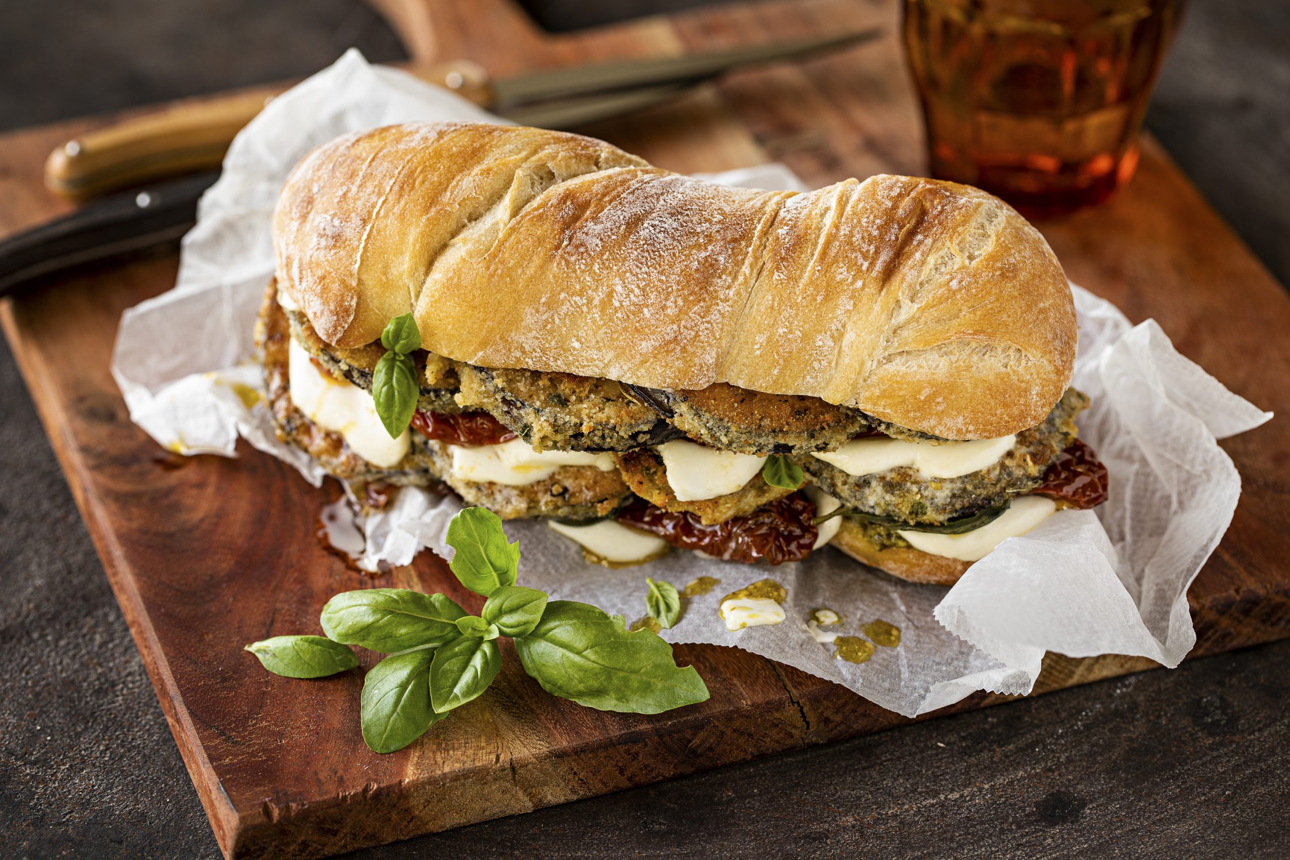 Cheese-Grill-Sandwich mit Auberginen