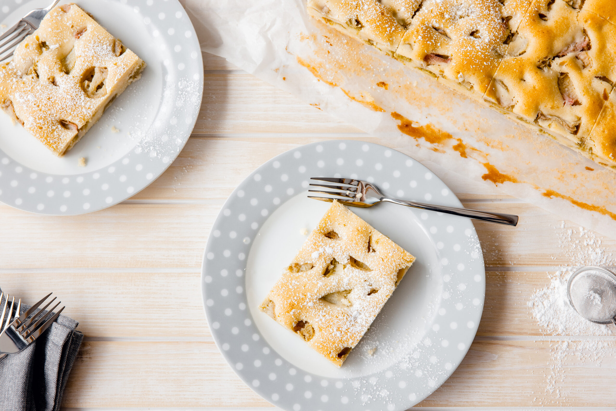 Meringuierter Rhabarberkuchen - Rezept | Swissmilk