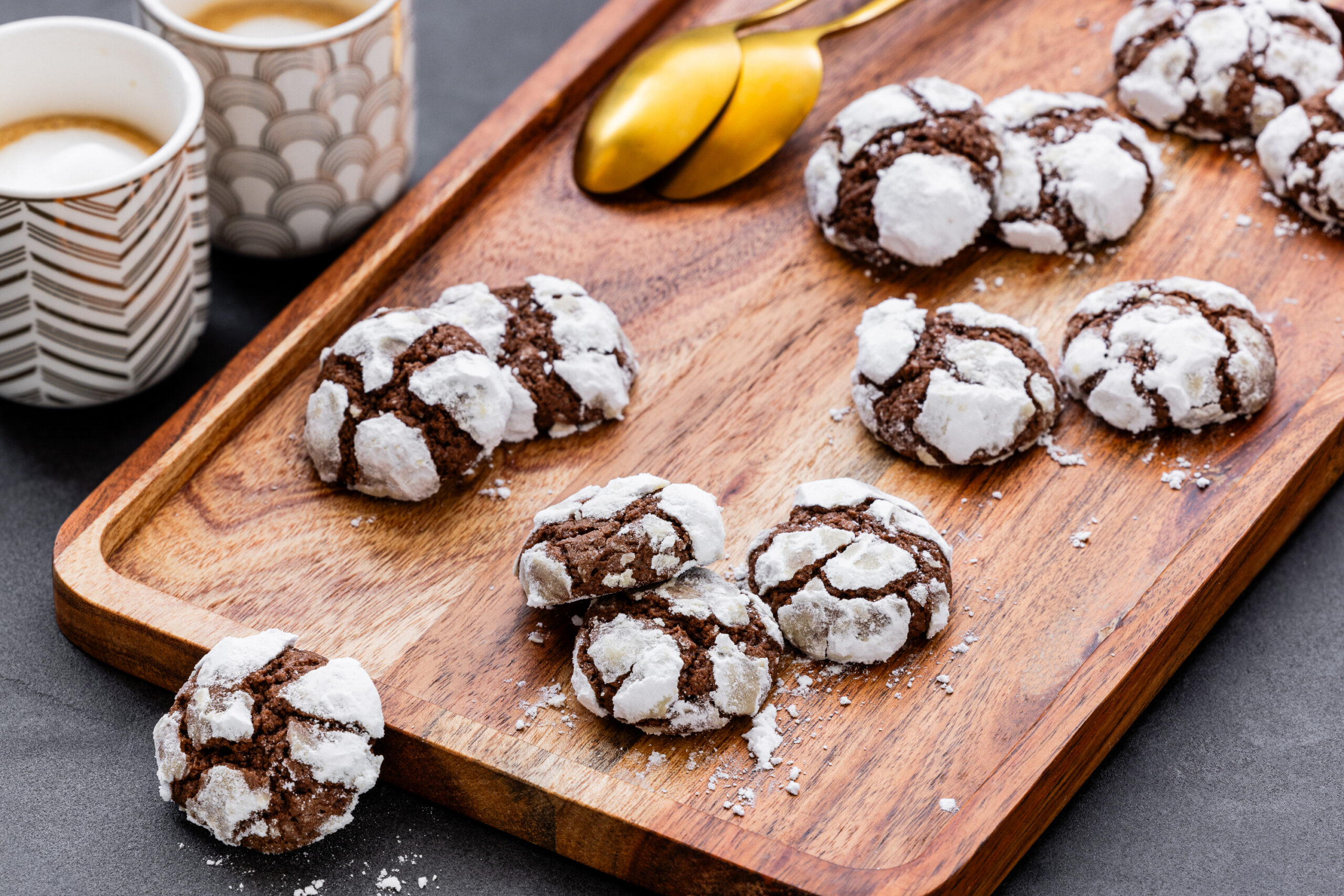 Chocolate Crinkle Cookies