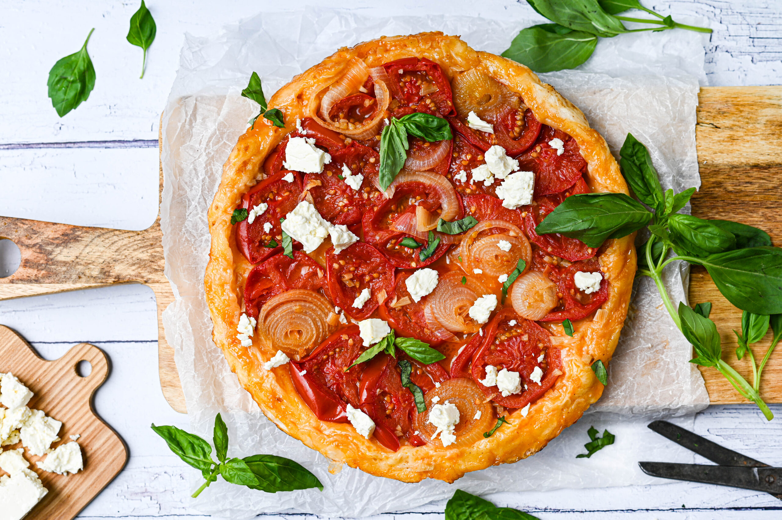 Cherrytomaten im Ofen mit Feta-Dip - Rezept | Swissmilk