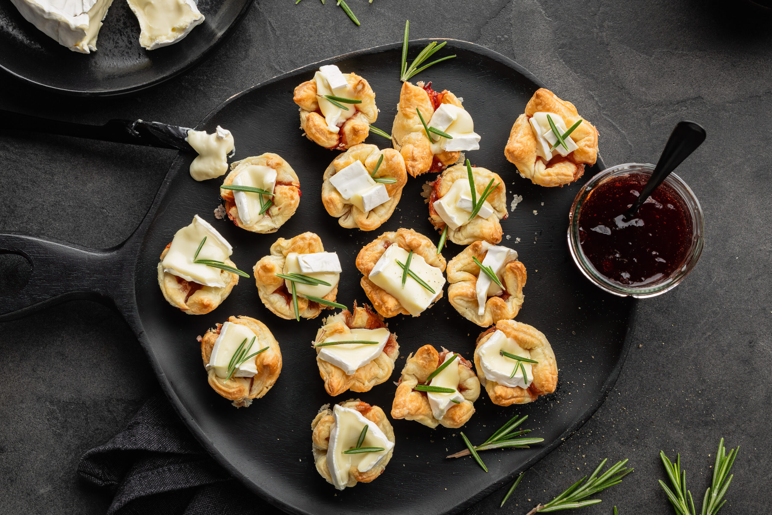 Feuilletés apéritifs au brie