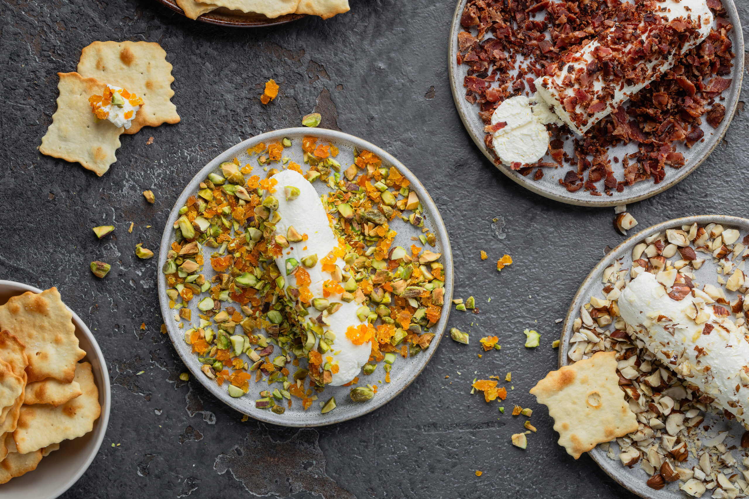 Bûches de fromage frais pour l'apéritif