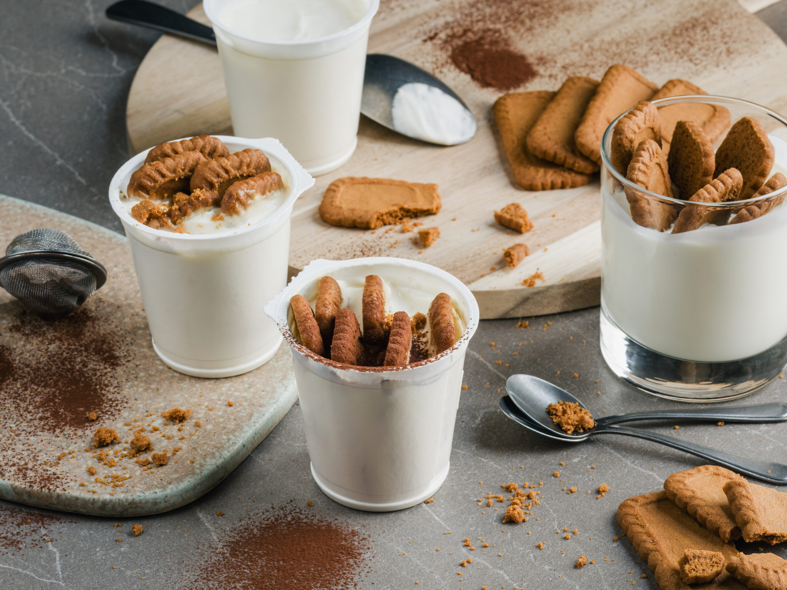 Joghurt-Cheesecake im Becher